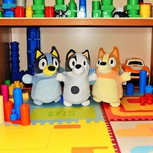 Bluey Squishmallows HugMees Trio (Bluey, Muffin, Bingo) New